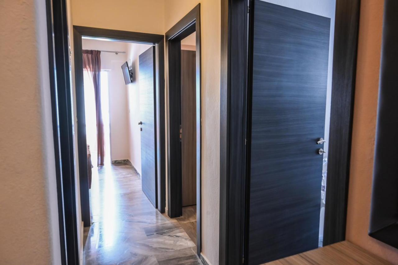 Hotel Kostas Olympiakí Aktí Extérieur photo