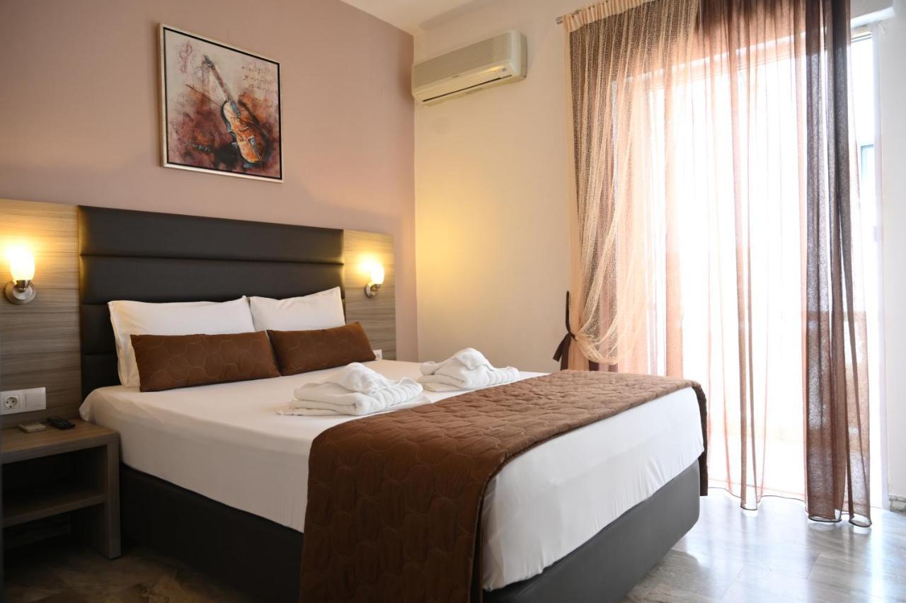 Hotel Kostas Olympiakí Aktí Extérieur photo