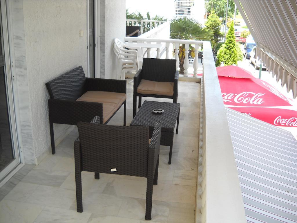 Hotel Kostas Olympiakí Aktí Extérieur photo