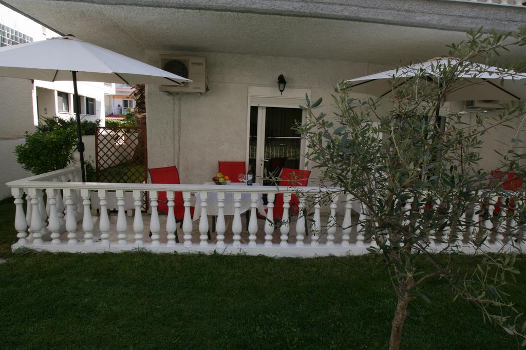 Hotel Kostas Olympiakí Aktí Extérieur photo
